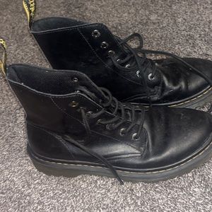 Doc Martin black good used condition